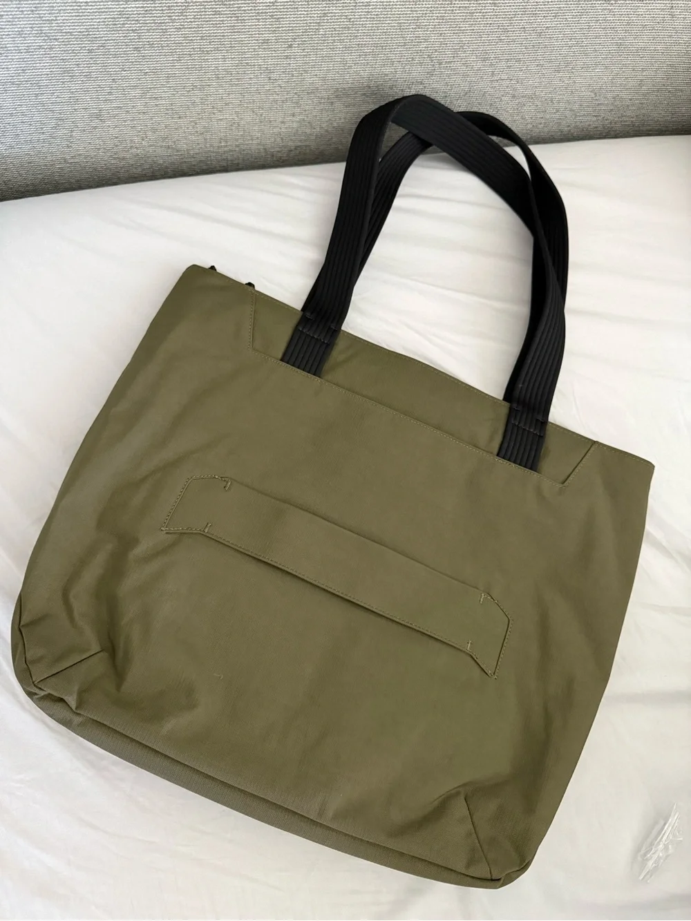 ALPAKA Flight Tote (L) in Green